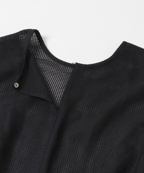 URBAN RESEARCH ROSSO（アーバンリサーチロッソ）の「CHIGNON　シアーチェックボリュームスリーブプルオーバー（シャツ/ブラウス・レディース・IVORY/BLACK/BLUE・Free）」の10枚目の写真