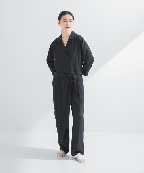 URBAN RESEARCH（アーバンリサーチ）の「『2サイズ展開』フロントタックジャンプスーツ（サロペット/オーバーオール・レディース・CHARCOAL/BLACK・38/40）」の17枚目の写真