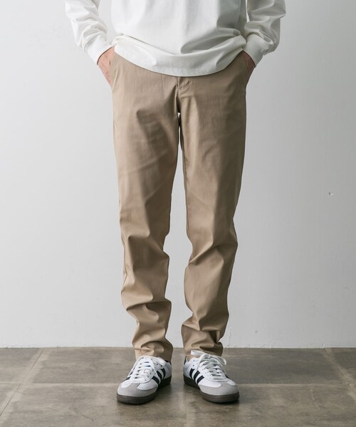 URBAN RESEARCH DOORS(アーバンリサーチドアーズ)の「NEW BALANCE ツイルテーパードトラウザー(ミドル)(その他パンツ・メンズ・SOT/BK/GT/NNY・S/M/L/XL)」の22枚目の写真