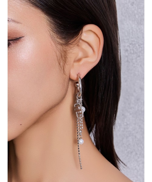 GYDA（ジェイダ）の「JEYSUS Imitation pearl GGフープピアス（ピアス（両耳用）・レディース・シルバー/ゴールド・F）」の2枚目の写真