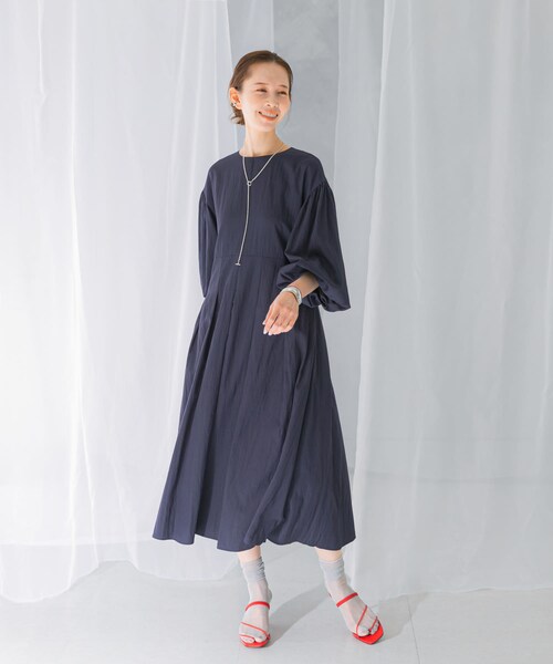 URBAN RESEARCH ROSSO（アーバンリサーチロッソ）の「ボリュームスリーブタックワンピース（ワンピース・レディース・NAVY/LIME・FREE）」の7枚目の写真