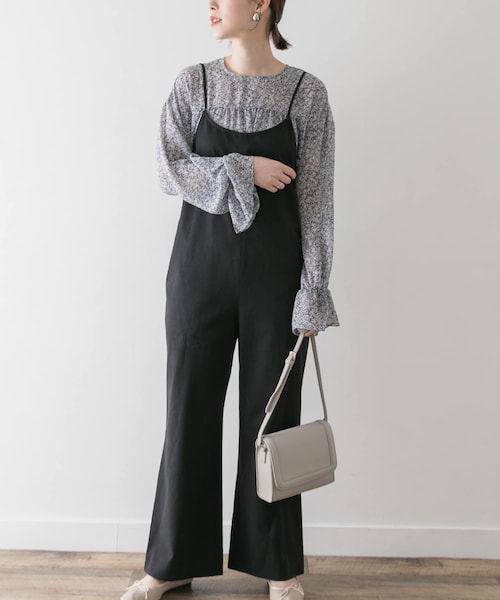 URBAN RESEARCH ROSSO（アーバンリサーチロッソ）の「F by ROSSO　コットンレーヨンオールインワン∴（サロペット/オーバーオール・レディース・OFF WHITE/BEIGE/BLACK・36/38）」の2枚目の写真