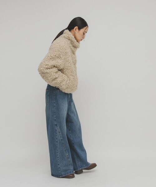 KBF（ケイビーエフ）の「フォルムボアジャケット（テーラードジャケット・レディース・SOY/MATCHA/GREIGE・One）」の11枚目の写真