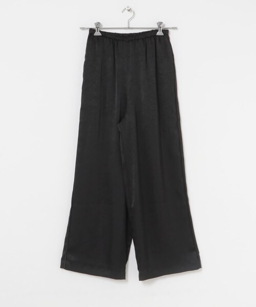 URBAN RESEARCH ROSSO（アーバンリサーチロッソ）の「サテンイージーストレートパンツ（その他パンツ・レディース・BLACK/BROWN・Free）」の4枚目の写真