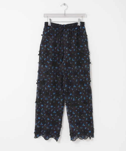 URBAN RESEARCH(アーバンリサーチ)の「crinkle crinkle crinkle SHEER FLOWER EASY PANTS(その他パンツ・レディース・BLACK/IVORY・Free)」の3枚目の写真