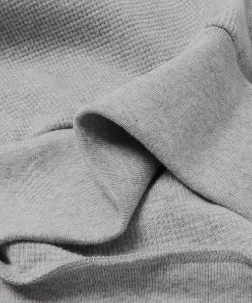 URBAN RESEARCH(アーバンリサーチ)の「REVERBERATE HALF ZIPP THERMAL(Tシャツ/カットソー・メンズ・GRAY/BLACK・1/2)」の13枚目の写真