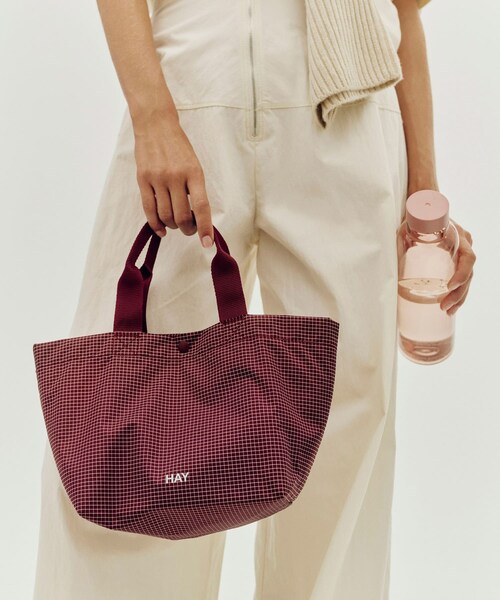 SENSE OF PLACE by URBAN RESEARCH（センスオブプレイスバイアーバンリサーチ）の「HAY　Grid Everyday Bag Mini（ハンドバッグ・メンズ・DarkGreen/DarkBlue/BURGUNDY・One）」の8枚目の写真