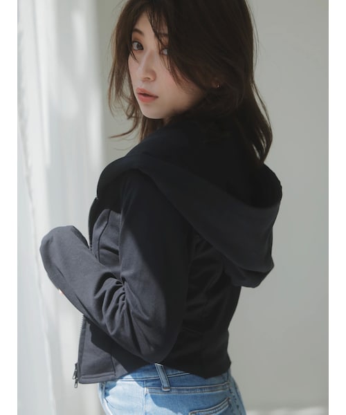 dazzlin（ダズリン）の「【吉田朱里】UVコンパクトパーカー（パーカー・レディース・ブラック/ピンク/ベージュ・F）」の3枚目の写真