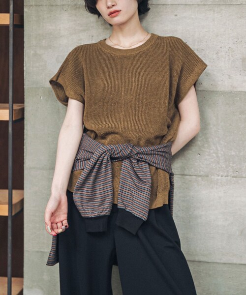 URBAN RESEARCH DOORS（アーバンリサーチドアーズ）の「『UR TECH』Aircare2WAYニットベスト（ベスト・レディース・MIXGRAY/BROWN/BLUE・Free）」の16枚目の写真