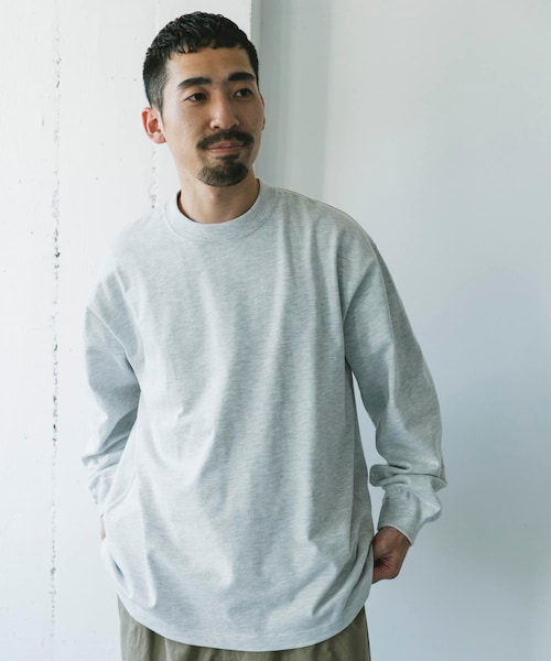 URBAN RESEARCH DOORS(アーバンリサーチドアーズ)の「10.5オンス ヘビーウェイトロングスリーブTシャツ(Tシャツ/カットソー・メンズ・C.NAVY/WHITE/MIX WHITE・M/L)」の3枚目の写真