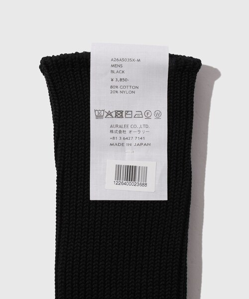 ADAM ET ROPE'(アダムエロペ)の「【AURALEE/オーラリー】COTTON LOW GAUGE SOCKS(ソックス/靴下・メンズ・ブラック/ホワイト/キナリ・F)」の12枚目の写真