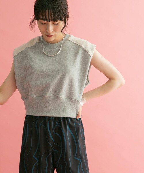 KBF（ケイビーエフ）の「ショルダータックスウェット（スウェット・レディース・NAVY/TOP GRAY/PINK・one）」の11枚目の写真