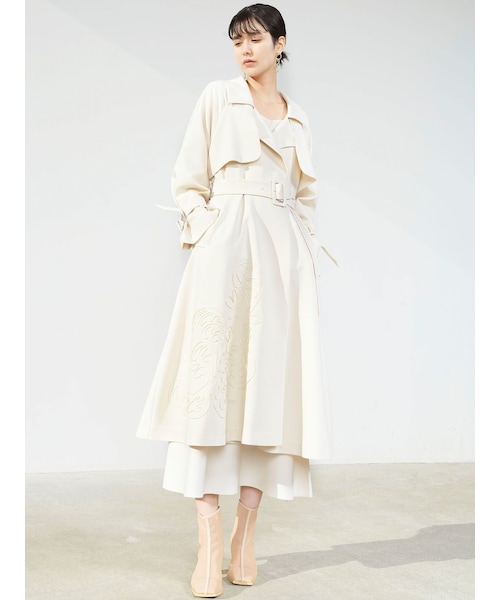 未使用保管 LAGUNAMOON ラグナムーン　エンブロイダリートレンチコート LAGUNAMOON（ラグナムーン）の「エンブロイダリートレンチコート