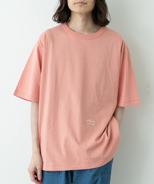 URBAN RESEARCH Sonny Label（アーバンリサーチサニーレーベル）の「ARMY TWILL　PRINT HSTEE TAG（Tシャツ/カットソー・メンズ・WHITE/CHARCOAL/PINK・M/L）」の19枚目の写真