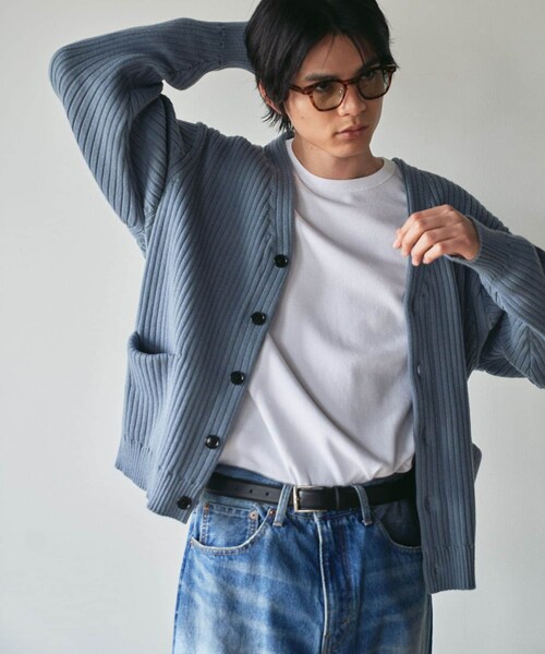URBAN RESEARCH(アーバンリサーチ)の「new basic COTTON CASHMERE WIDE RIB CARDIGAN(カーディガン/ボレロ・メンズ・CEMENT/L SAX/NAVY・M/L)」の5枚目の写真