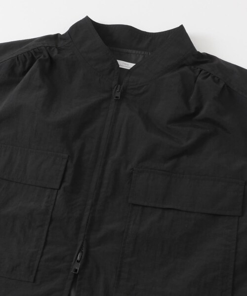 ITEMS URBANRESEARCH（アイテムズ アーバンリサーチ）の「ナイロンショートベスト（テーラードジャケット・レディース・BLK/BRN・FREE）」の10枚目の写真