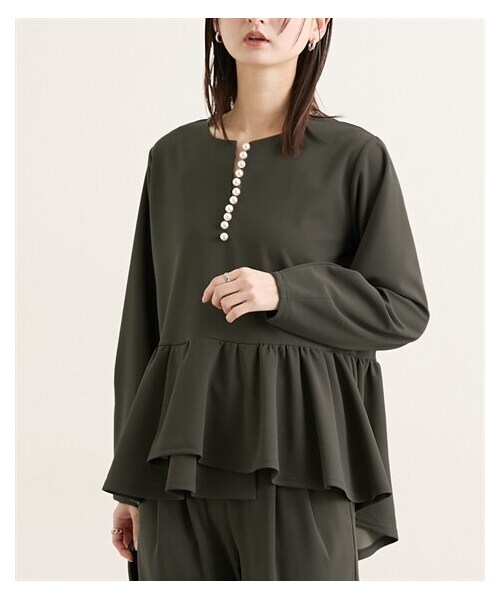 nissen（ニッセン）の「パール調ビジューペプラムカットソートップス【セットアップ対応】（その他トップス・レディース・オフホワイト/ブラック/チャコール・M/L）」の6枚目の写真