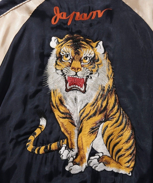 ADAM ET ROPE'（アダムエロペ）の「【DAIRIKU/ダイリク】Tiger&Hawk Big Sleeve Ska Jumper（スタジャン・メンズ・ネイビー/ピンク・L/M/S）」の14枚目の写真