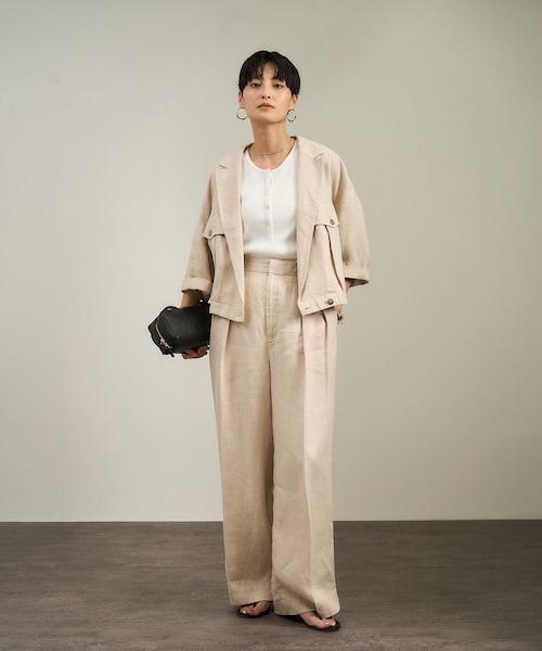 ADAM ET ROPE'（アダムエロペ）の「【WEB限定】プリマベールリブヘンリーネックノースリーブプルオーバー［UVケア・洗える］（タンクトップ・レディース・ブラック/チャコール/オフホワイト・F）」の8枚目の写真