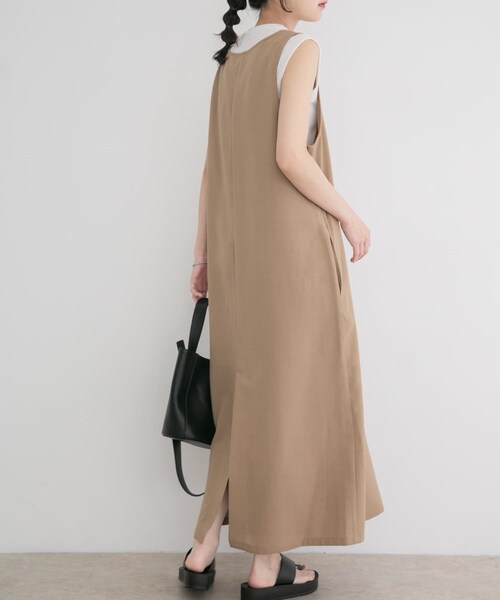 ITEMS URBANRESEARCH(アイテムズ アーバンリサーチ)の「『イージーケア/接触冷感/UVカット』SMOOTH LINEN TOUCH ジャンスカ(ジャンパースカート・レディース・CHA/CML・Free)」の14枚目の写真