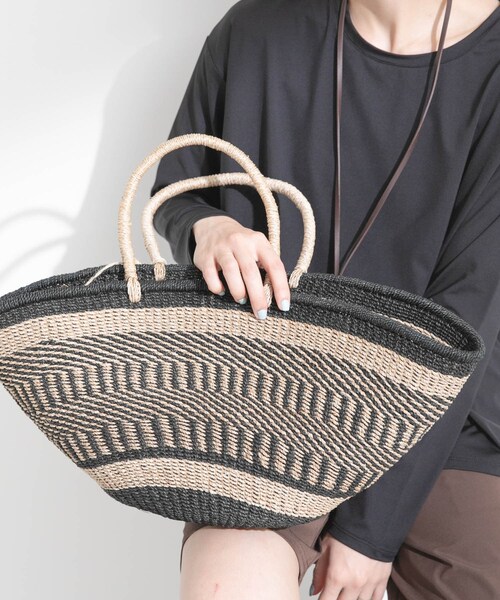 URBAN RESEARCH Sonny Label（アーバンリサーチサニーレーベル）の「BAGMATI　アバカボーダーバッグ（かごバッグ・レディース・NAT/BLK/NAT/CHOCO・One）」の4枚目の写真