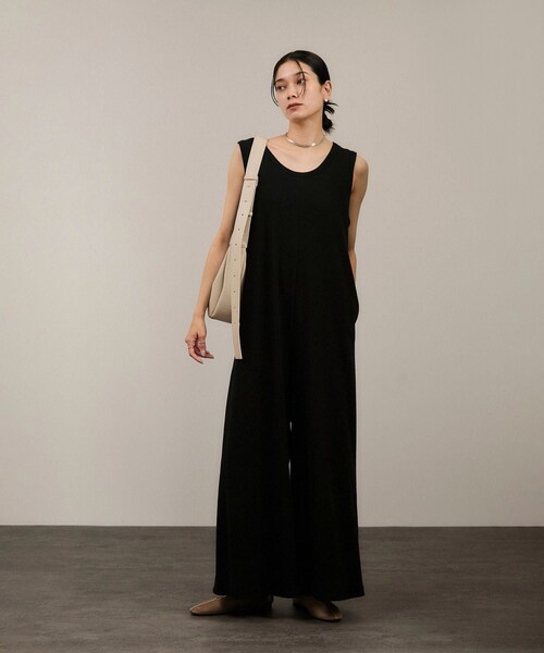 ADAM ET ROPE'（アダムエロペ）の「【WEB限定】スプリットレザームーンショルダー（ショルダーバッグ・レディース・ブラック/オフホワイト/ダークブラウン・F）」の13枚目の写真