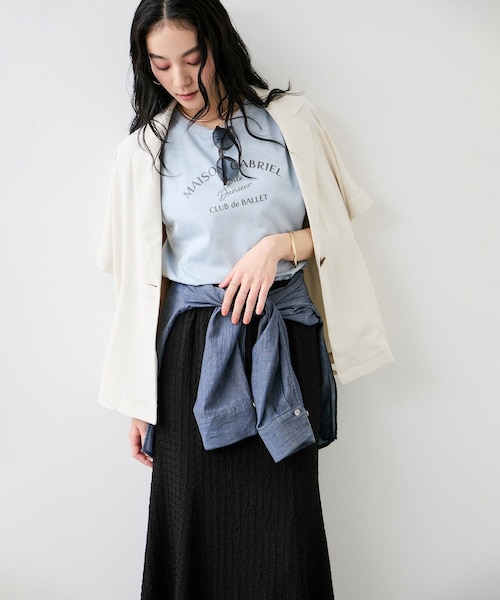 VIS（ビス）の「フォト＆ロゴプリントフレンチスリーブTシャツ/接触冷感（Tシャツ/カットソー・レディース・チャコール/ホワイト/サックス・F）」の18枚目の写真