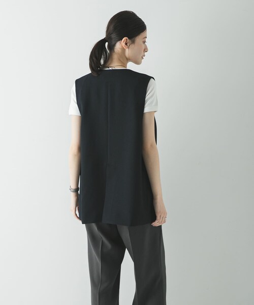 URBAN RESEARCH（アーバンリサーチ）の「シアーメッシュノーカラージレ（ベスト・レディース・BEIGE/DK NAVY・Free）」の18枚目の写真