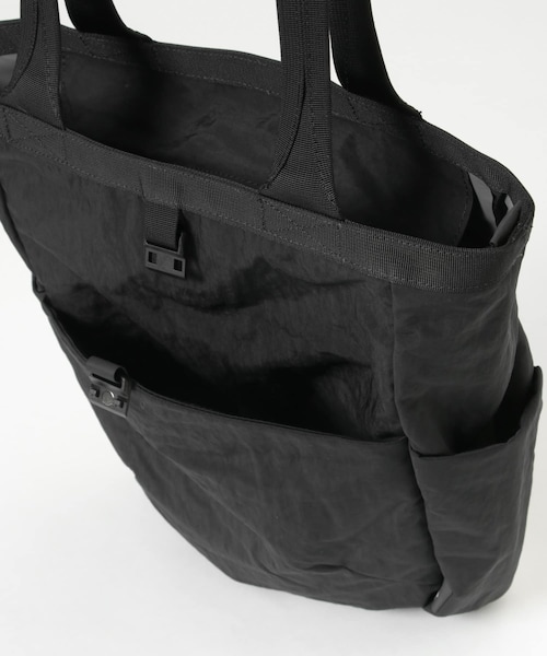 URBAN RESEARCH（アーバンリサーチ）の「Aer　Go Tote 2（トートバッグ・メンズ・BLACK・FREE）」の6枚目の写真