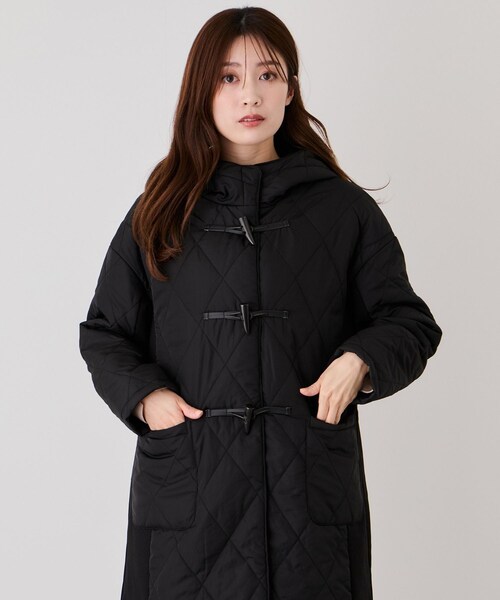 Jayro（ジャイロ）の「中綿キルトダッフルコート（ダッフルコート・レディース・ブラック/オフホワイト/ダークブラウン・M）」の6枚目の写真