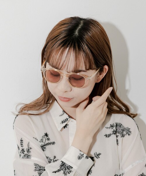 SMELLY（スメリー）の「ボスリントンサングラス（メガネ・レディース・M.BLK/BLK/PPL/CLR/Y.CLR/BLK・-）」の4枚目の写真