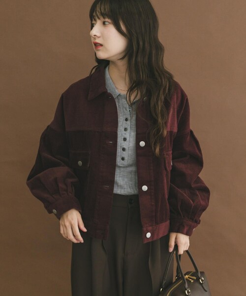 ITEMS URBANRESEARCH（アイテムズ アーバンリサーチ）の「コーデュロイジャケット（テーラードジャケット・レディース・BLK/BEG/CHERRY・FREE）」の4枚目の写真