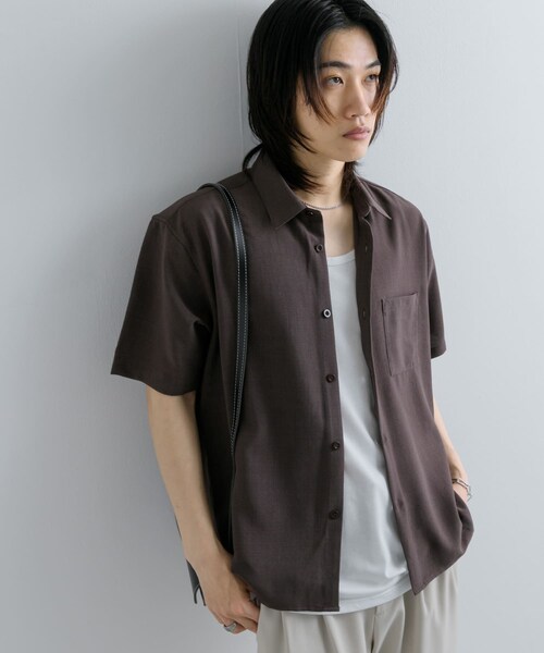 SENSE OF PLACE by URBAN RESEARCH(センスオブプレイスバイアーバンリサーチ)の「『ユニセックス』『UR TECH DRYLUXE』リネンライクシャツ(5分袖)(シャツ/ブラウス・メンズ・GREIGE/CHARCOAL/NAVY/L.BLUE/BROWN/ORANGE・S/M/L)」の18枚目の写真