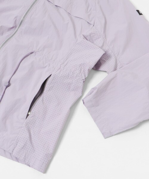 THE GOODLAND MARKET（ザグッドランドマーケット）の「AIGLE　撥水 UVカット ライトウェイトフーデッドジャケット（テーラードジャケット・レディース・D.LILAS/BEETLE・M/L）」の21枚目の写真