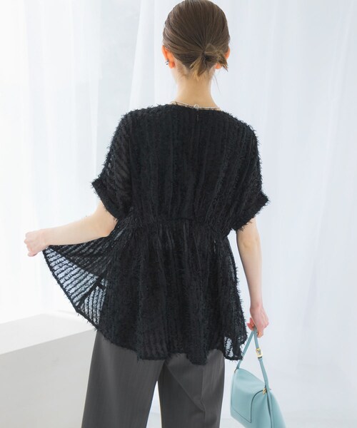 URBAN RESEARCH ROSSO（アーバンリサーチロッソ）の「シアージャガードペプラムブラウス（シャツ/ブラウス・レディース・OFF WHITE/BLACK・FREE）」の21枚目の写真