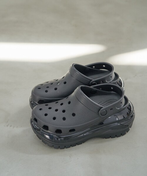 VIS（ビス）の「【crocs】MEGA CRUSH CLOG【WEB限定】（サンダル・レディース・ブラック/ベージュ・L/M/S）」の10枚目の写真