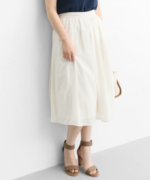 URBAN RESEARCH ROSSO（アーバンリサーチロッソ）の「タックギャザーキュロット（その他パンツ・レディース・WHITE/P/BEIGE/NAVY・36/38）」の5枚目の写真