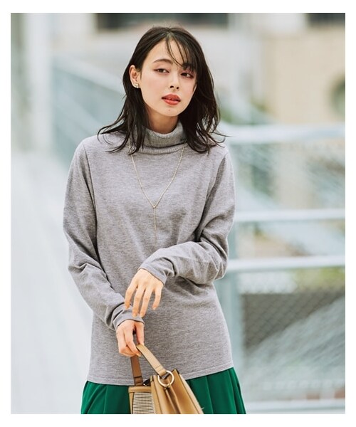 nissen（ニッセン）の「大きいサイズ 優しい肌触りの定番タートルネックセーター（ニット/セーター・レディース・オフホワイト/杢グレー/黒/コバルトブルー/セルリアンブルー/モカ/パープル・L/LL/3L/4L/5L/6L/8L/10L）」の3枚目の写真