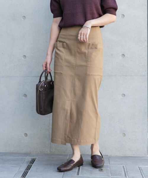 ITEMS URBANRESEARCH(アイテムズ アーバンリサーチ)の「ストレッチタイトスカート(スカート・レディース・BLK/D/KHK/CML・S/M)」の4枚目の写真