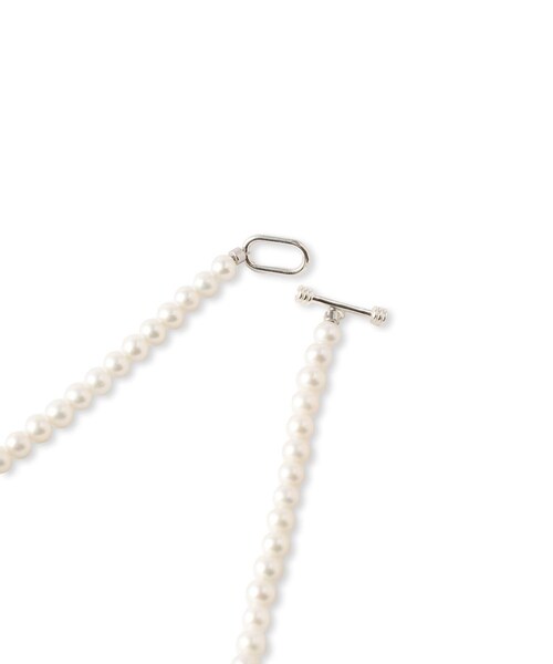 ADAM ET ROPE'(アダムエロペ)の「【J'aDoRe・店舗限定】【MALUS /マリュス】Baby pearl necklace(ネックレス・レディース・ホワイト・F)」の4枚目の写真