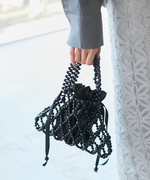 ROPE' PICNIC（ロペピクニック）の「ポーチ付きビーズハンドバッグ（ハンドバッグ・レディース・ブラック/オフホワイト・F）」の4枚目の写真