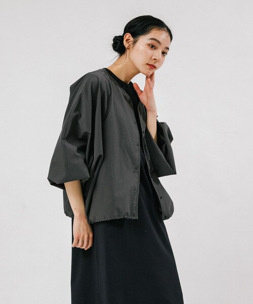 EKAL（エカル）の「『吸水速乾/通気性/軽量』DOT AIR CARDIGAN（カーディガン/ボレロ・レディース・ブラック/ブラウン/チャコール・One）」の18枚目の写真