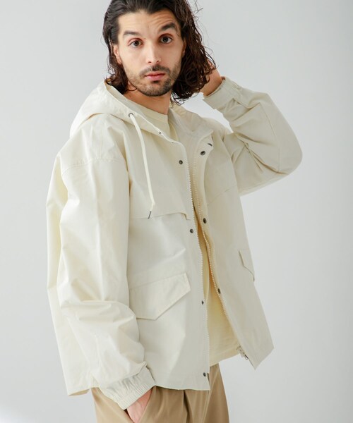 URBAN RESEARCH Sonny Label（アーバンリサーチサニーレーベル）の「撥水ナイロンマウンテンパーカー（マウンテンパーカー・メンズ・カーキ/ブラック/ホワイト・M/L）」の9枚目の写真
