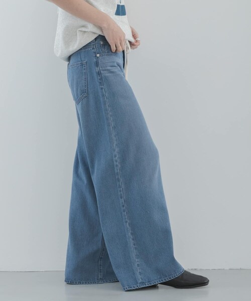 URBAN RESEARCH Sonny Label（アーバンリサーチサニーレーベル）の「リヨセルコットンドロストワイドデニム（デニムパンツ・レディース・インディゴ/ライトインディゴ・34/36/38）」の7枚目の写真