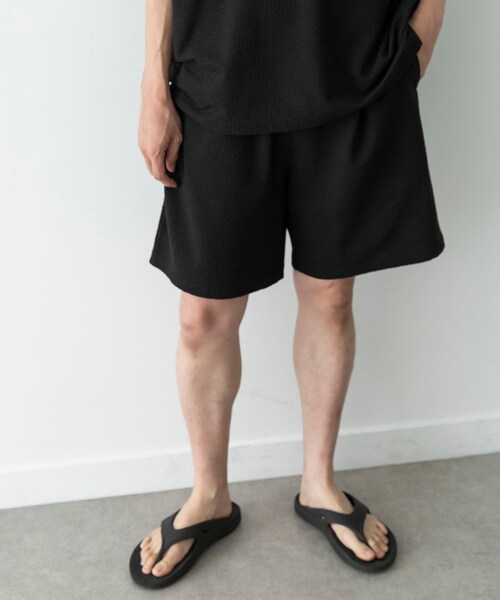 URBAN RESEARCH Sonny Label（アーバンリサーチサニーレーベル）の「カットシアサッカーショートパンツ（その他パンツ・メンズ・ブラック/ネイビー・M/L）」の7枚目の写真