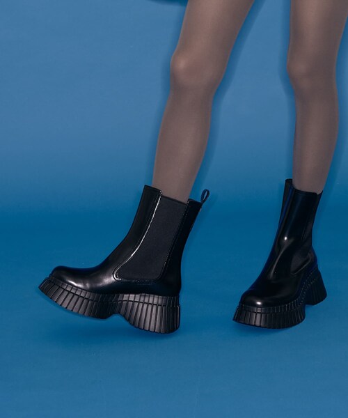 THE GOODLAND MARKET（ザグッドランドマーケット）の「CAMPER　BCN SHORT（ブーツ・レディース・1.BLACK/2.BLUE・37/38/39）」の3枚目の写真