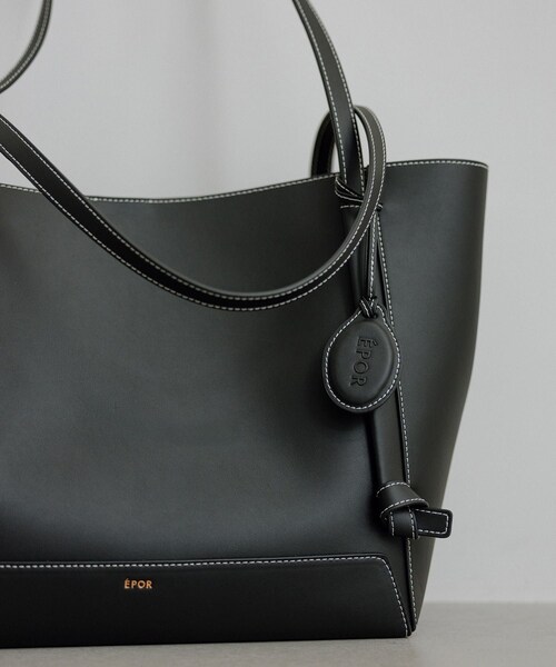 ROPE'（ロペ）の「【E'POR】KNOT BAG Large/A4対応・通勤・撥水・軽量・26AW新型（トートバッグ・レディース・ブラック/ダークブラウン・F）」の12枚目の写真