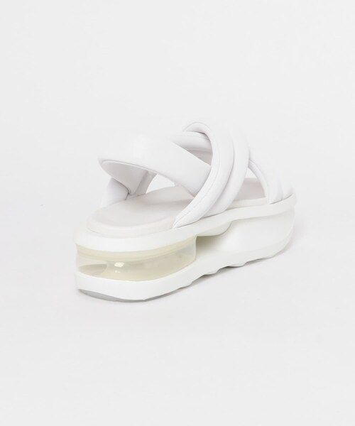 URBAN RESEARCH Sonny Label（アーバンリサーチサニーレーベル）の「NIKE　ウィメンズエアマックスアイラサンダル（サンダル・レディース・003ブラック/100WHITE/02ブラック系・23/24）」の6枚目の写真