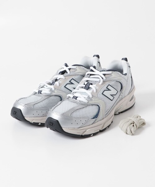URBAN RESEARCH DOORS(アーバンリサーチドアーズ)の「NEW BALANCE MR530KA(スニーカー・メンズ・S.METALLIC・26/26.5/27/27.5/28)」の5枚目の写真