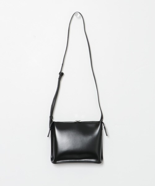 URBAN RESEARCH（アーバンリサーチ）の「PIENI　SHOULDER S（ショルダーバッグ・メンズ・HARMAA/MUSTA・-）」の4枚目の写真